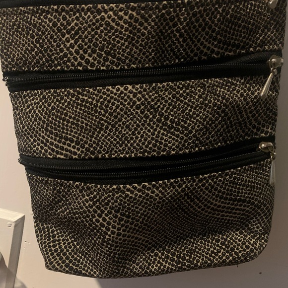 Purse - Picture 2 of 4